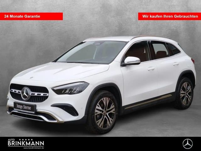 Mercedes-Benz GLA 180 GLA 180 ADVANCED/LED/KAMERA/SPURH/WINTER-PAKET SHZ 2025 Benzine