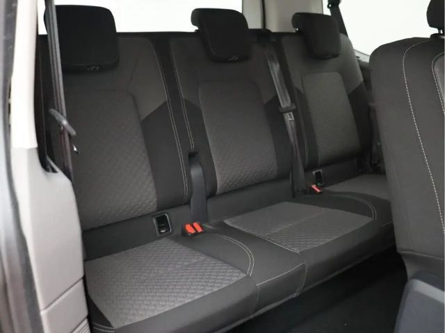 Volkswagen T7 Caravelle