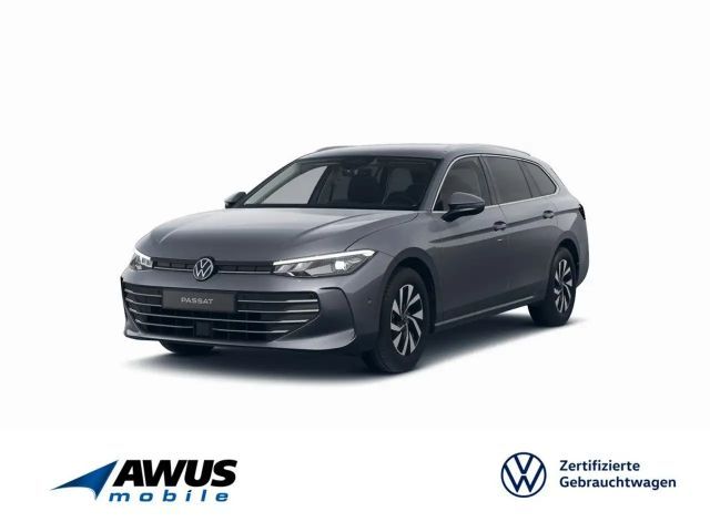 Volkswagen Passat Variant 1.5eTSI DSG Business 2025 Benzine