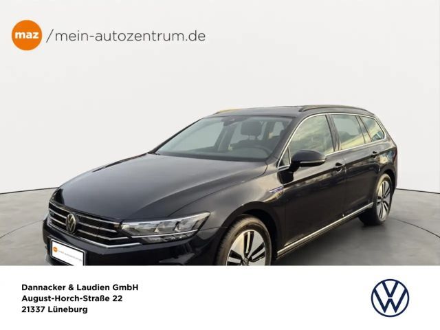 Volkswagen Passat Variant GTE 1.4 TSI Hybrid Alu LED AHK Navi ACC Kamera Sit 2022 Hybride / Benzine