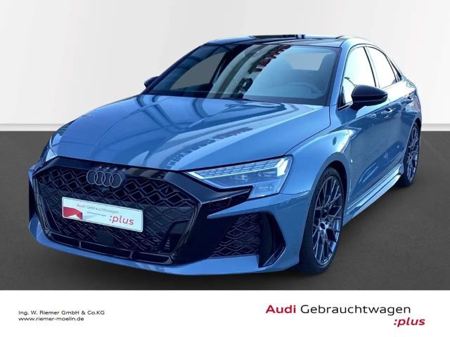 Audi RS3 Limousine RS-Schale RS-Abgas Keramik Matrix 2026 Benzine