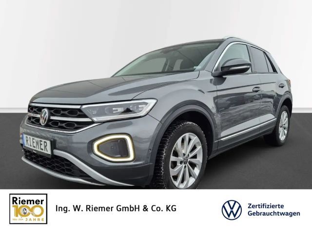 Volkswagen T-Roc Style 1,5 TSI DSG AHK Stdhgz Massage Navi 2022 Benzine