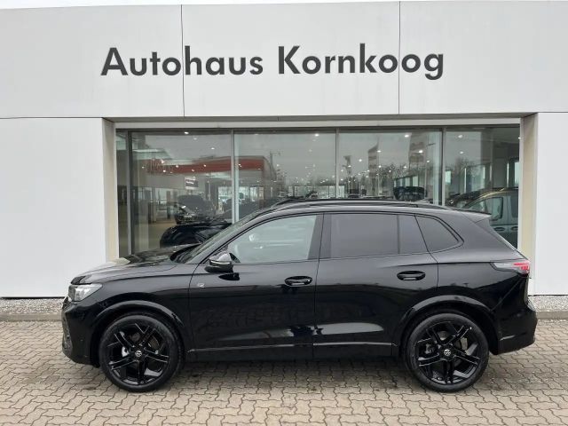 Volkswagen Tiguan 1.5 eTSI R-Line Black Style AHK 20" Matrix 2025 Benzine