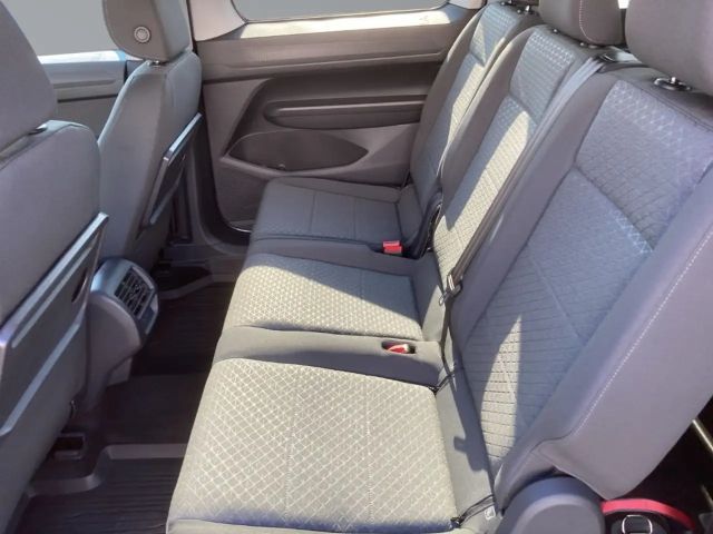 Ford Grand Tourneo