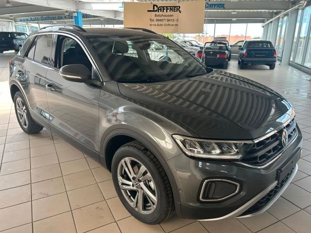 Volkswagen T-Roc 1.5 TSI OPF DSG / DAB / PDC / LED / SZHZG 2025 Benzine
