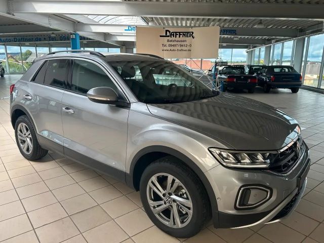Volkswagen T-Roc 1.5 TSI OPF DSG / DAB / PDC / LED / SZHZG 2025 Benzine
