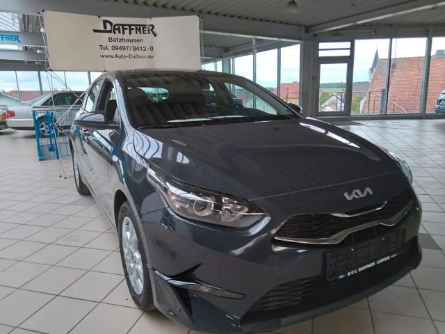 Kia Ceed / cee'd