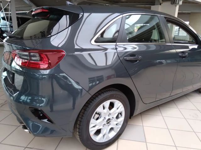 Kia Ceed / cee'd