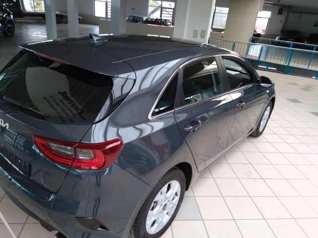 Kia Ceed / cee'd