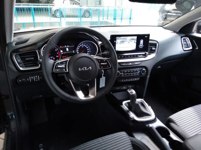 Kia Ceed / cee'd
