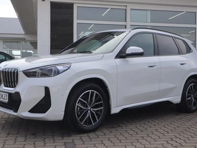 BMW X1 sDrive18i  M Sport/AHK/Komfortzugang/LHZ/DAB 2026 Benzine
