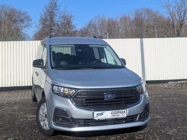 Ford Grand Tourneo