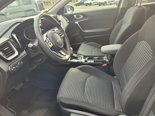 Kia Ceed / cee'd
