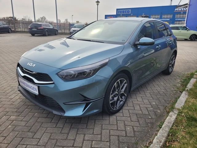 Kia Ceed / cee'd
