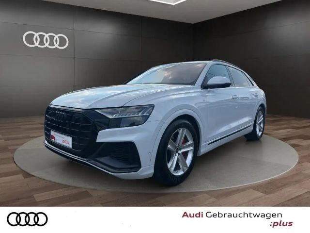 Audi Q8 55 TFSI e qu. tiptr. S LINE+AHZV+AIR+HD+NIGHT 2023 Hybride / Benzine