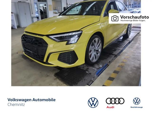 Audi A3 45 1.4 TFSI e S line*Head-up*B&O* 2021 Hybride / Benzine