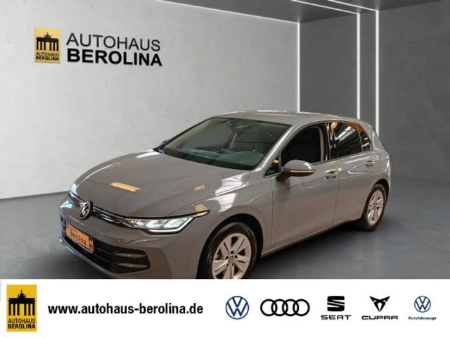 Volkswagen Golf VIII 1.5 eTSI Life DSG *ACC*R-CAM*PDC*SHZ* 2025 Benzine