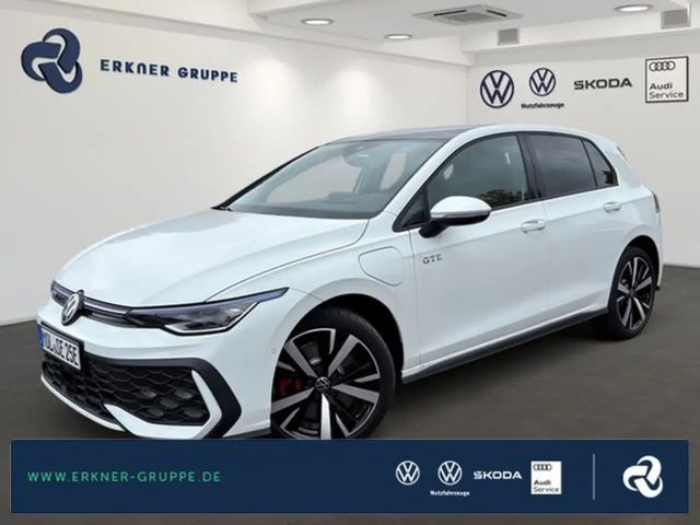 Volkswagen Golf VIII 1.5 TSI eHybrid GTE AHK+DCC+STDHZ+WR++ 2025 Hybride / Benzine