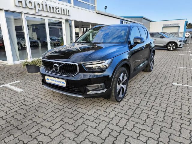Volvo XC40 T3 Momentum Pro Navi / ACC / Kamera 2021 Benzine