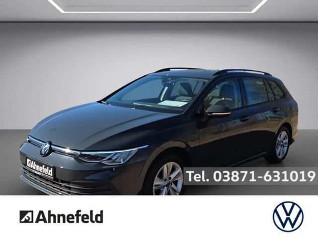 Volkswagen Golf VIII Variant Life 2022 Benzine