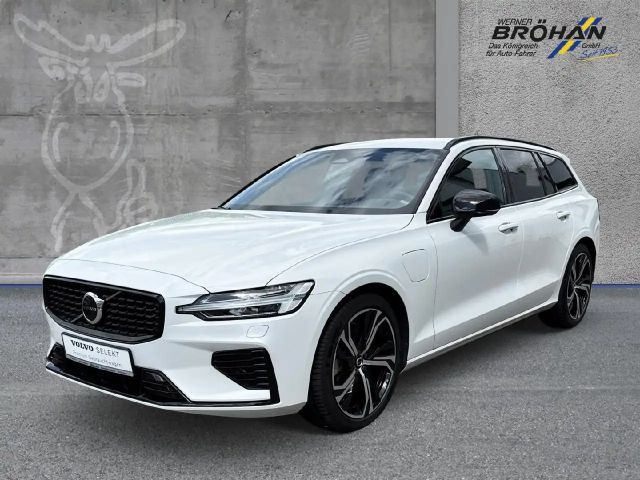 Volvo V60 T6 AWD Plug-In Hybrid Plus Dark 2022 Hybride / Benzine
