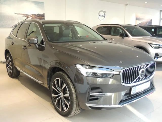 Volvo XC60 Recharge T6 AWD Plus Bright Klima Navi Leder 2023 Hybride / Benzine
