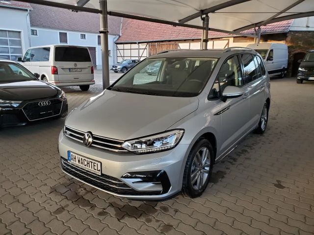 Volkswagen Touran Comfortline R-Line AHZV IQ-Light EasyOpen ACC 2026 Benzine
