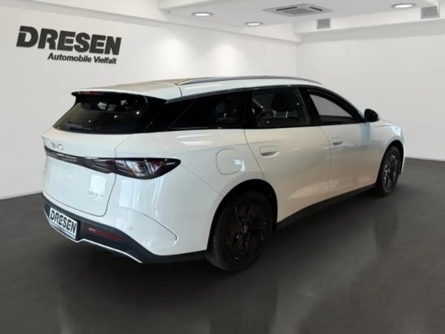 BYD Seal