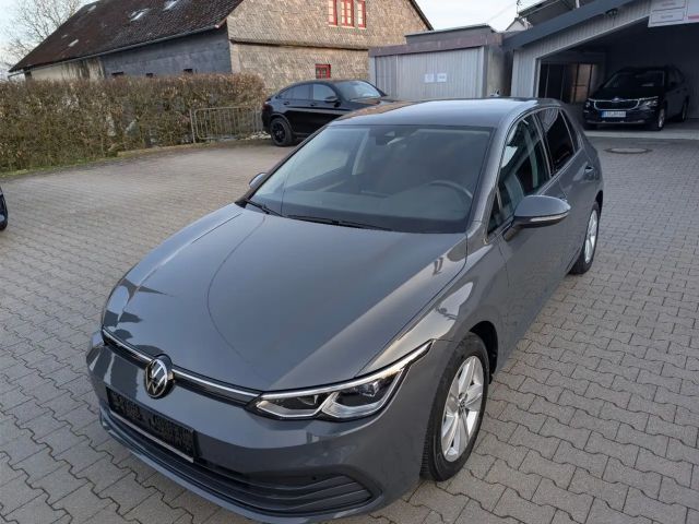 Volkswagen Golf VIII Lim. Life 1.5 TSI 2023 Benzine