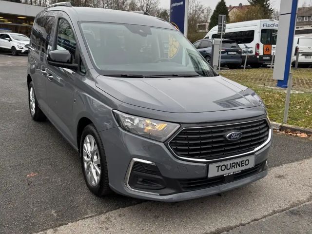 Ford Tourneo