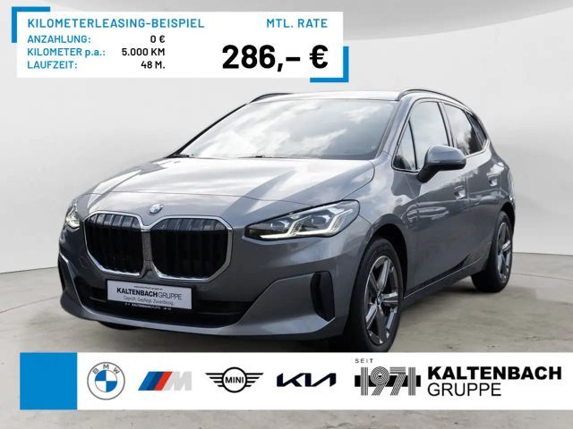 BMW 220 Active Tourer PANO AHK LED NAVI KAMERA 2025 Benzine