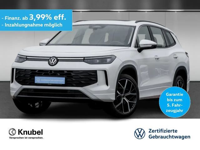 Volkswagen Tayron Life 1.5 eTSI DSG LED Navi AHK 20" Pano 2025 Benzine
