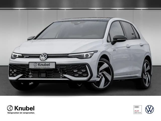 Volkswagen Golf VIII GTE IQ.Light Navi TravelAss. AHK Pano DCC 2026 Hybride / Benzine