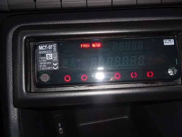 Ford Grand Tourneo