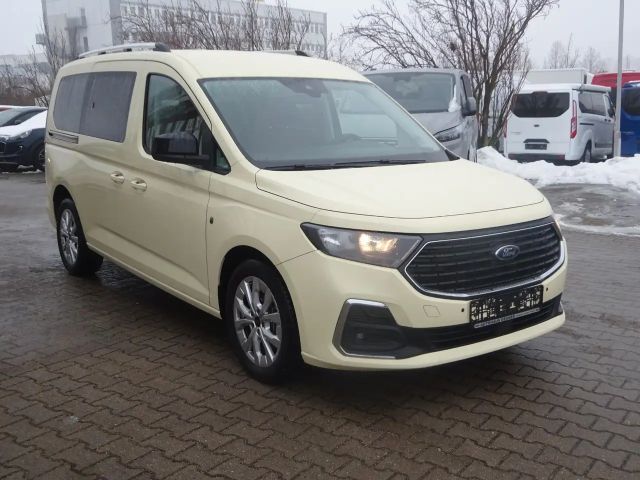 Ford Grand Tourneo