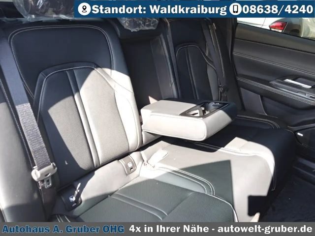 Mazda 6e