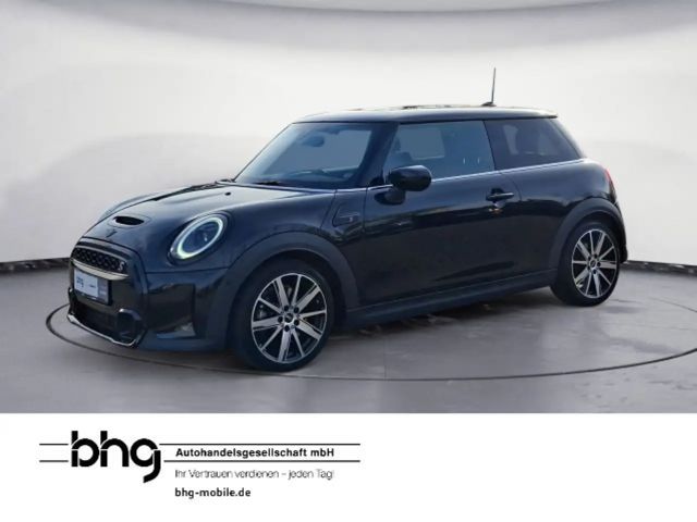 MINI Cooper S Mini Cooper S Aut. Classic Trim 2022 Benzine