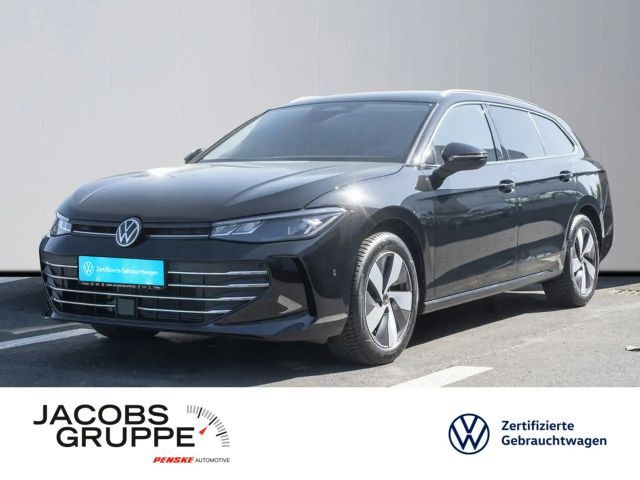 Volkswagen Passat Variant 1.5 eTSI DSG Business AHK/AreaView/TravelAssist/IQ.Driv 2025 Benzine