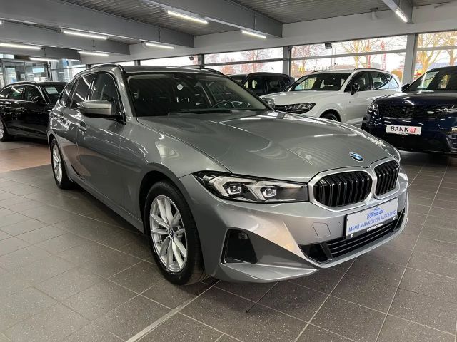 BMW 320 320d Touring xDrive AHK+Driving Assistant+LED 2023 Diesel