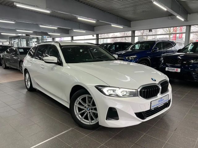 BMW 318 318d Touring Driving Assist I ParkAssist I Rollo 2023 Diesel