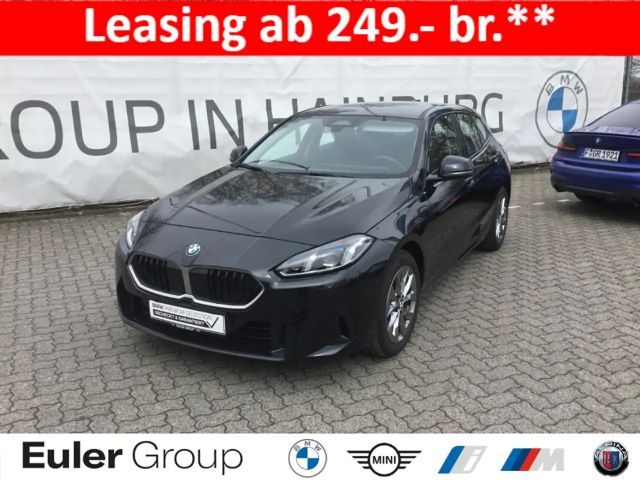 BMW 120 iA Limo Navi  FLA 17'' adLED Kamera Komf-Zug. Sitz 2025 Benzine