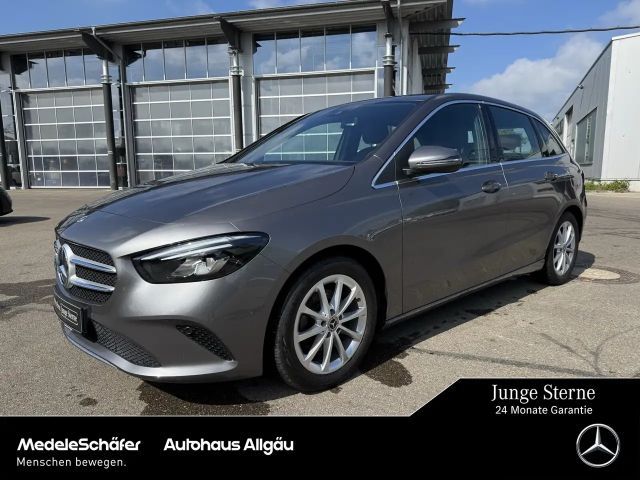 Mercedes-Benz B 200 B 200 d Progressive LED MBUX PTS 8G SpiegelP 17" 2022 Diesel
