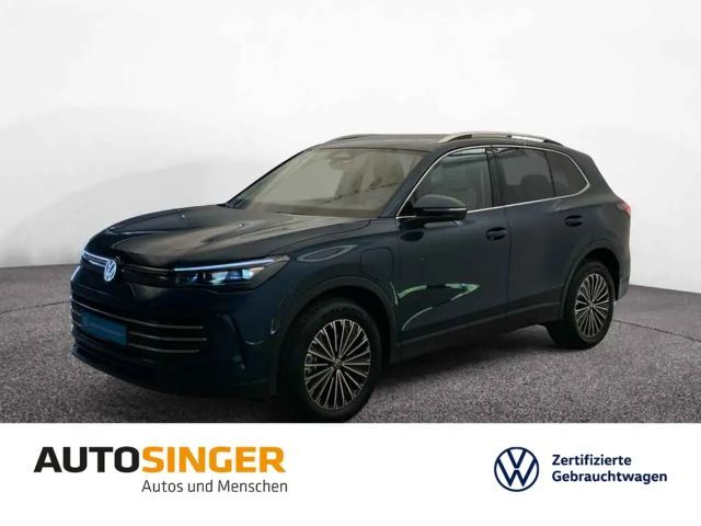 Volkswagen Tiguan Elegance eHybrid DSG *AHK*LED*ACC*DCC*NAV 2025 Hybride / Benzine