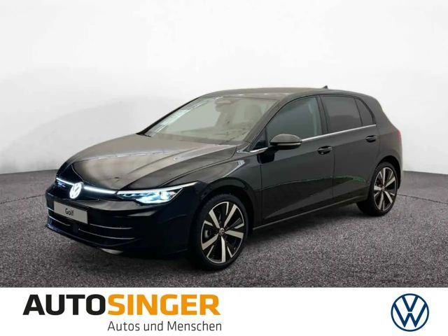 Volkswagen Golf Style 1.5 eTSI DSG AHK*HUD*CAM*NAVI*ACC*SHZ 2026 Benzine