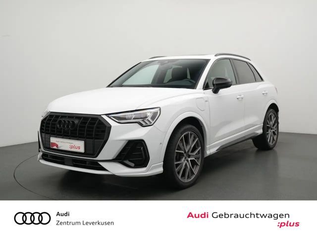 Audi Q3 45 e S line S-TRON PANO SONOS AHK ACC LEDE 2023 Hybride / Benzine