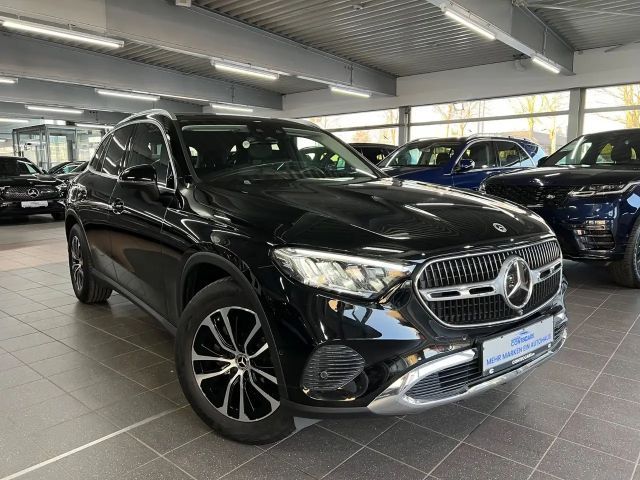 Mercedes-Benz GLC 220 GLC 220d 4M 2x Avantgarde AHK+MEM+FAP+360°+uvm. 2023 Diesel