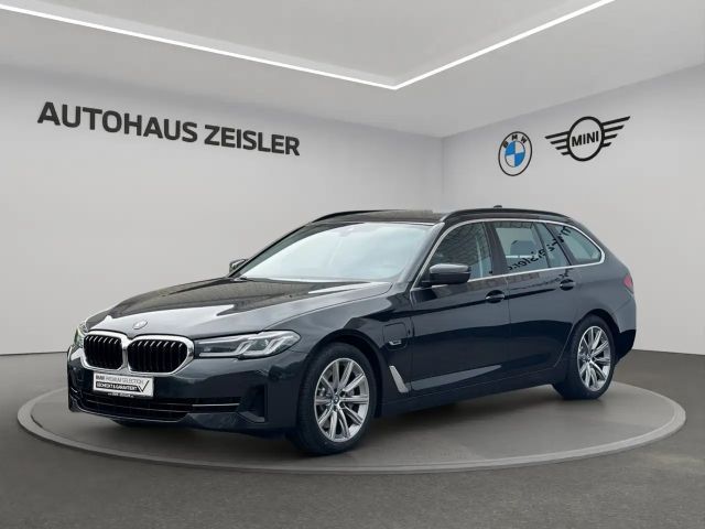 BMW 530 e Touring Komfortsitze Head-Up UPE 81.880,-- 2024 Hybride / Benzine