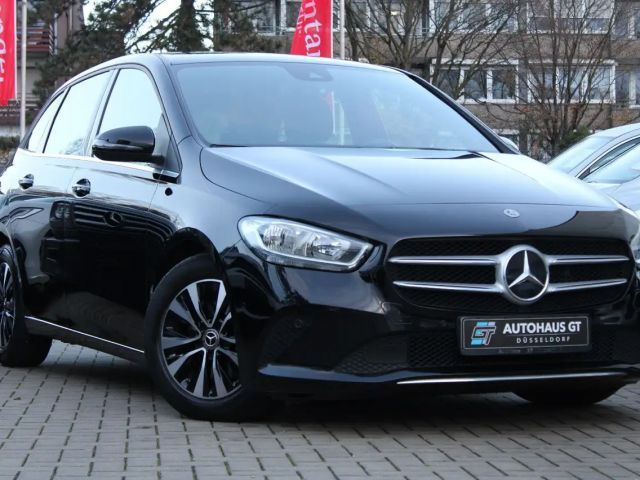 Mercedes-Benz B 180 d DCT/Style/Klima/Sitzhzg/Spur/Tempom/PDC 2022 Diesel