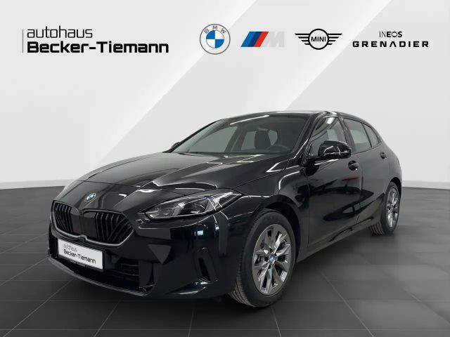 BMW 120 A,AHK,HuD,Komfortzugang,Fernlichtassistent,etc. 2025 Benzine
