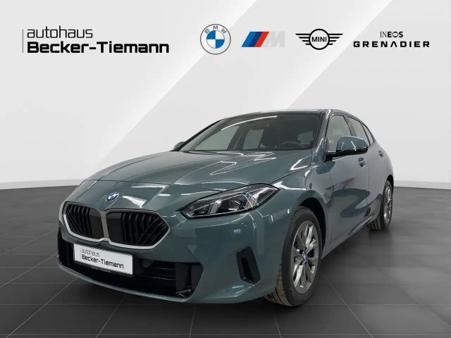 BMW 120 A,Komfortzugang,Adapt.LED Scheiwerfer,etc. 2025 Benzine